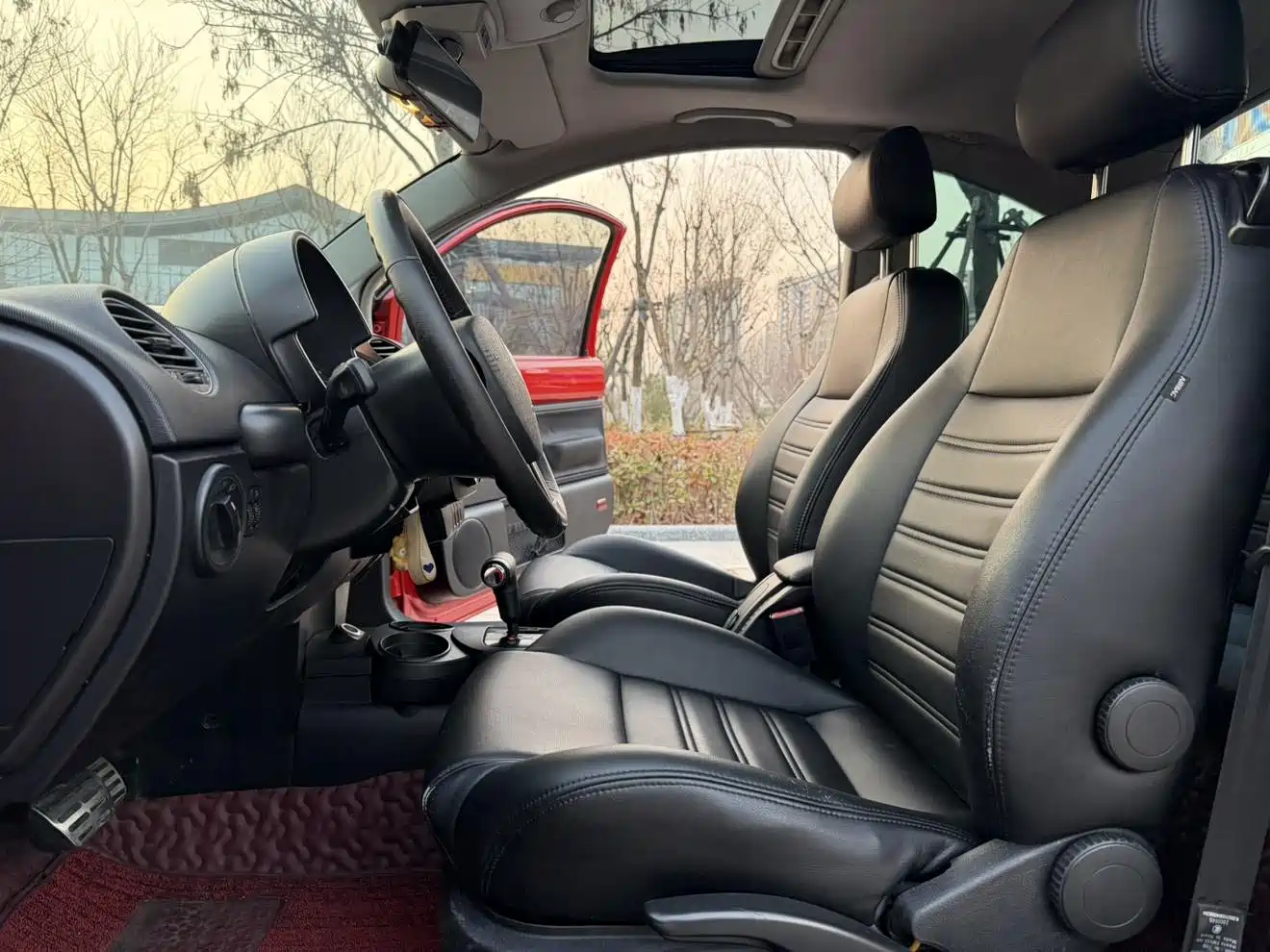 Volkswagen Beetle 2010 2010 Model 2.0 BlackOrange Comfort Edition