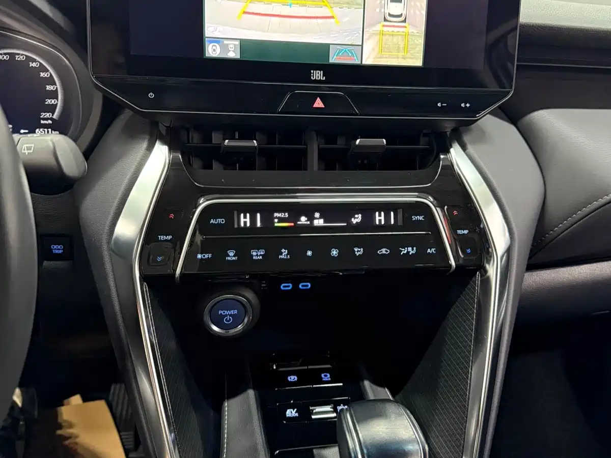 Toyota Venza 2022 Dual Engine 2.5L CVT 4WD Supreme фото 17