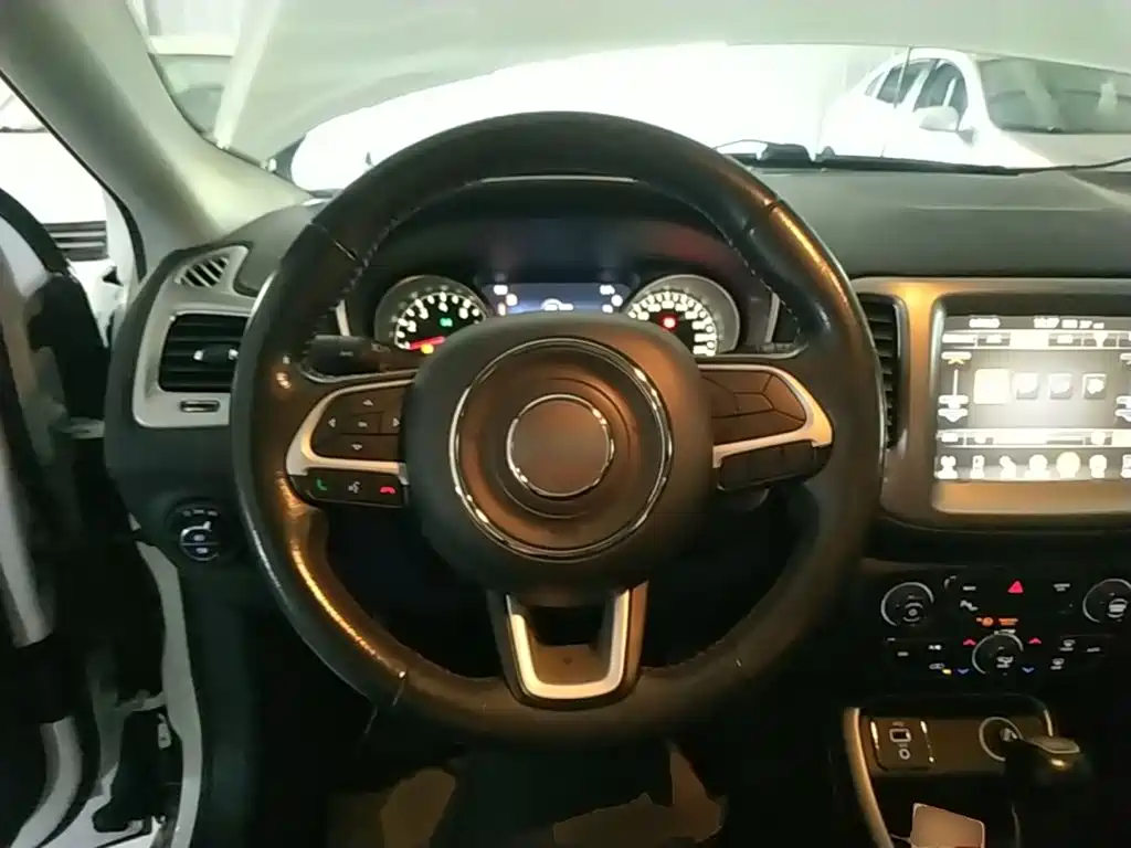 Jeep Compass 2017 2017 200T Automatic Family Edition