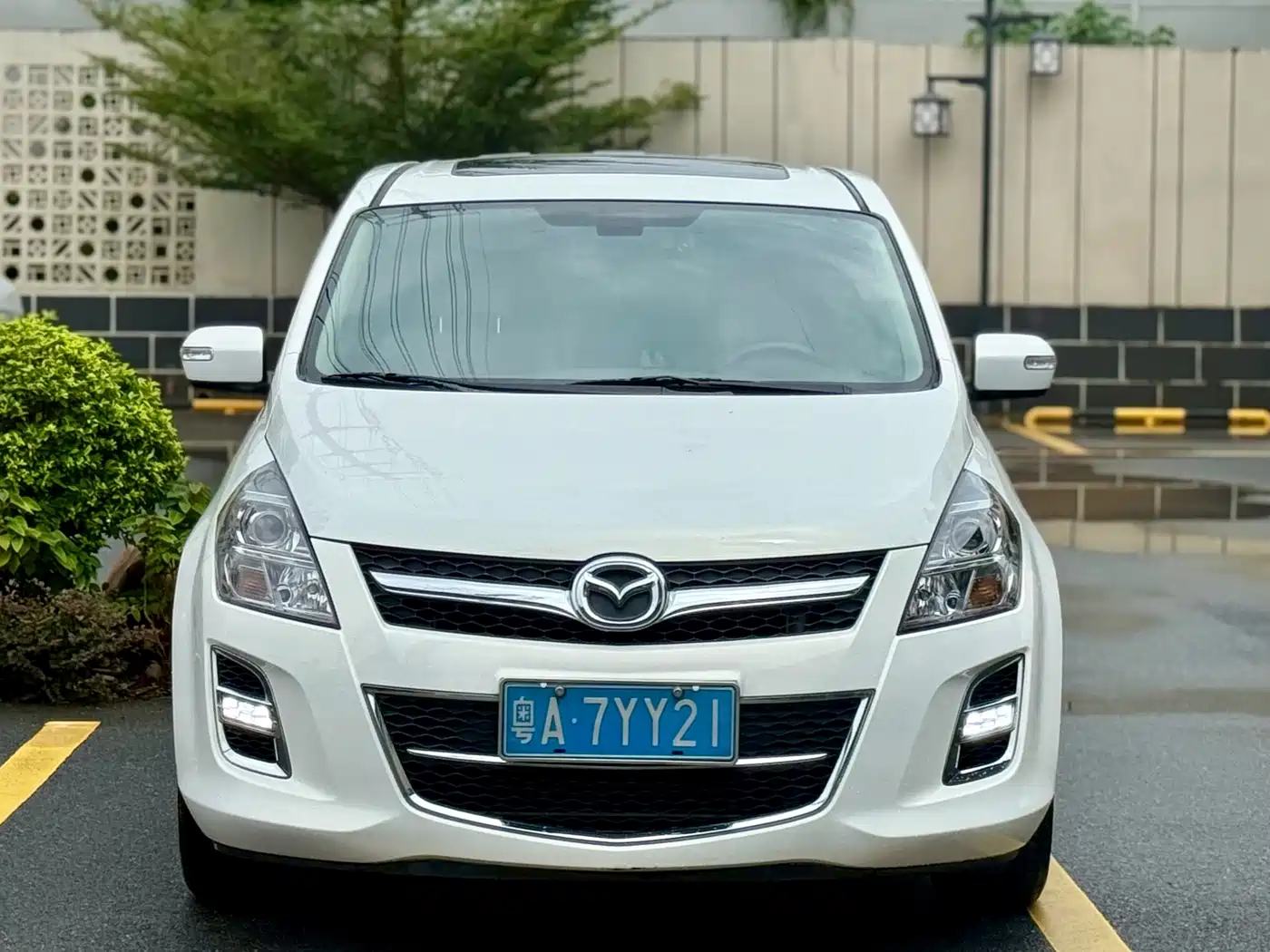 2016 Mazda 8