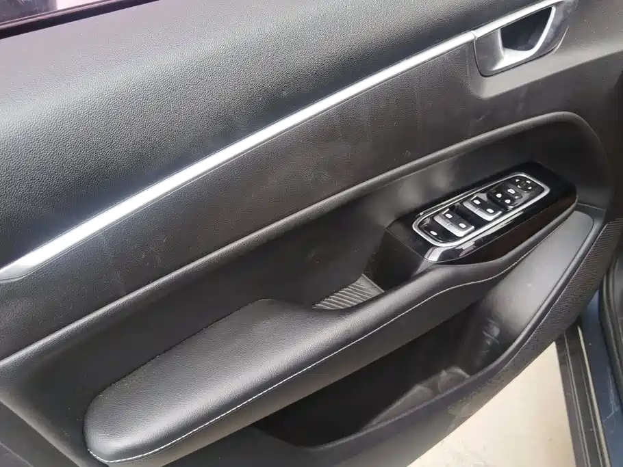 Фото 7 - Wuling Motors Wuling Victory