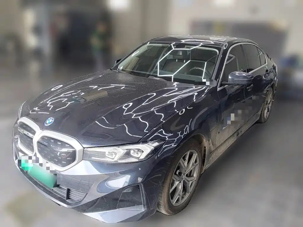 BMW i3 2022 eDrive 35 L