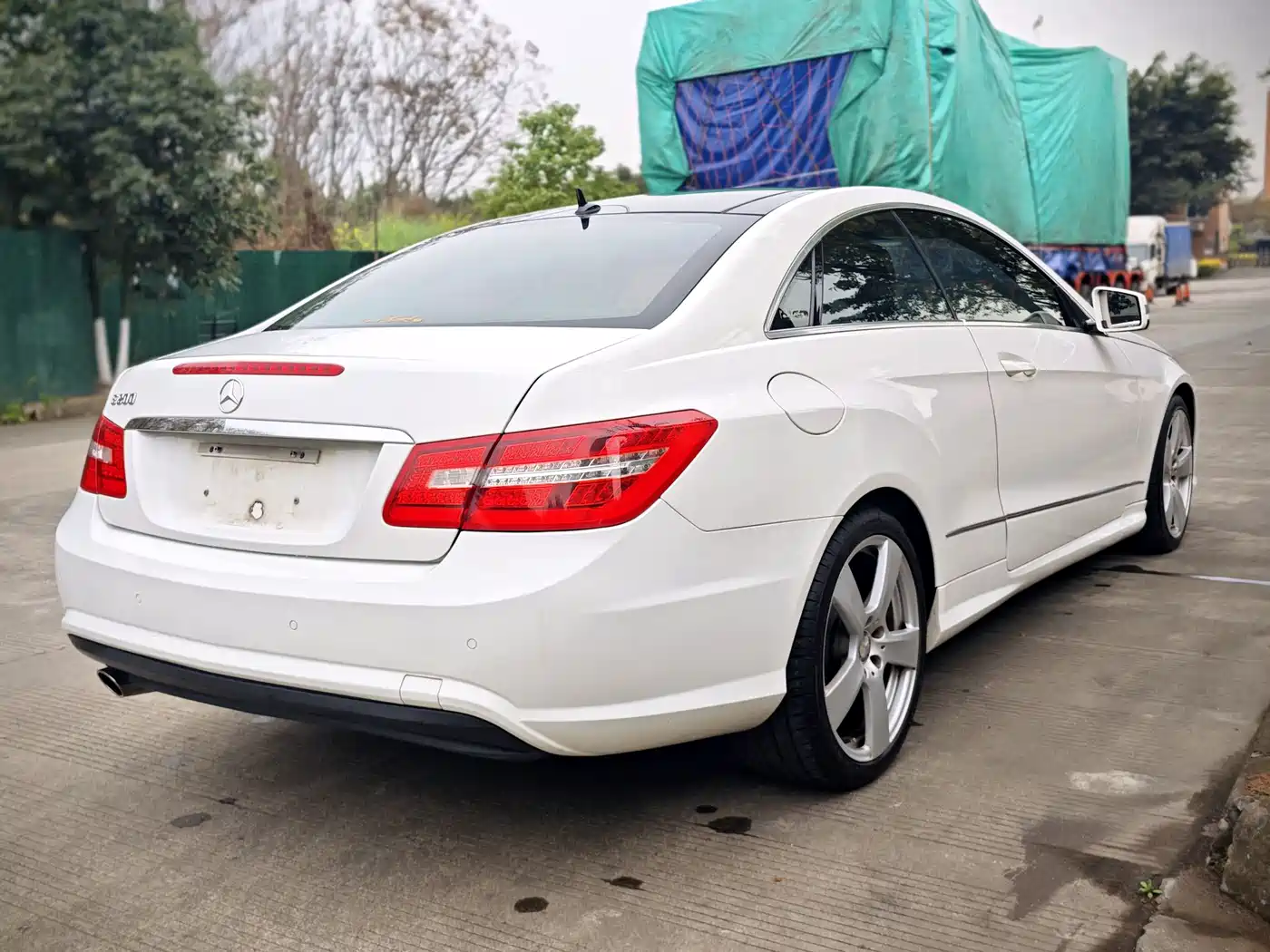 Mercedes-Benz E-Class (Import) 2012 E 200 CGI Coupe фото 9