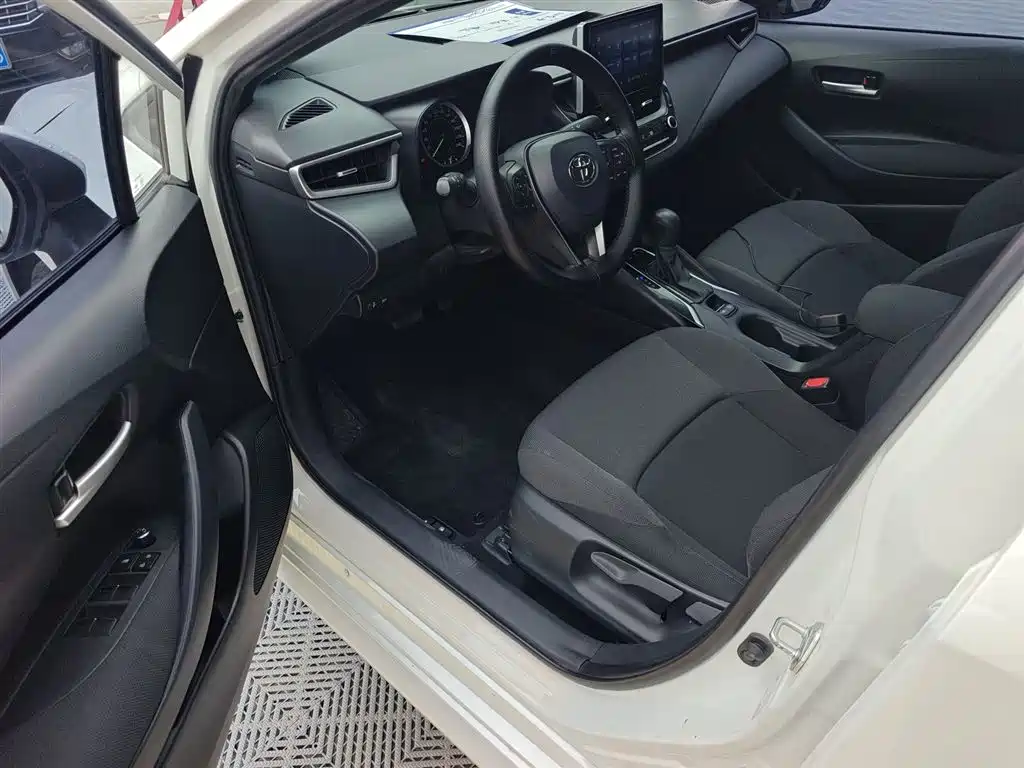 Toyota Levin 2021 185T CVT Luxury Edition фото 15