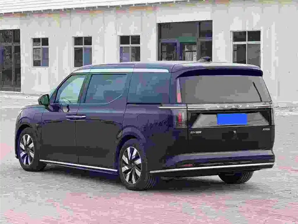 Volvo EM90 2024 2025 Ultra Six-Seater