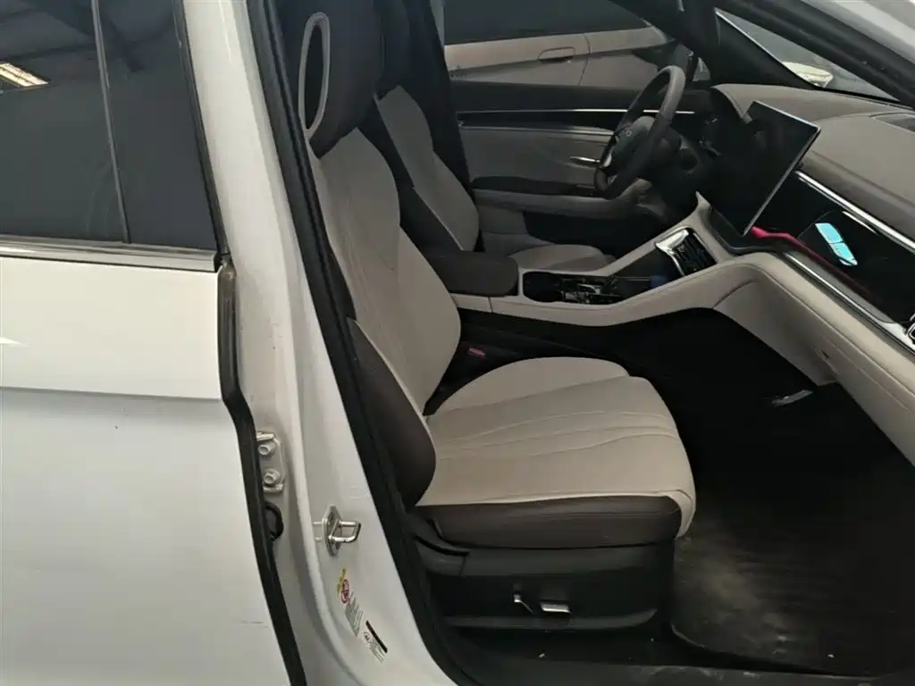 BYD Song PLUS PHEV 2025 EV Smart Driving Edition 520km Premium фото 25