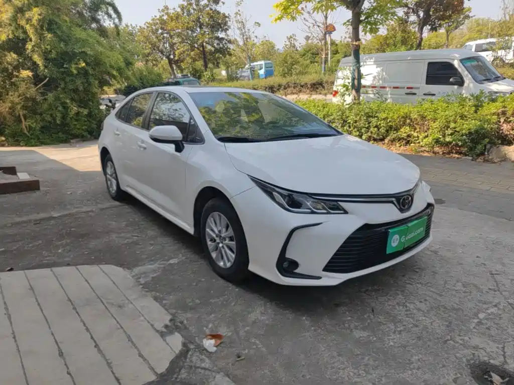 Photo 4 - Toyota Corolla