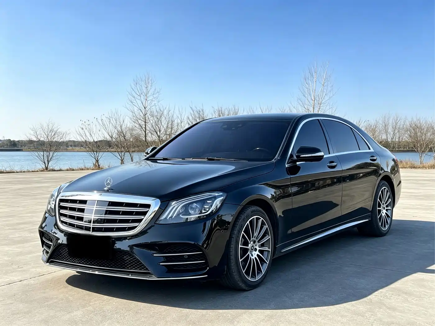 Фото 1 - Mercedes-Benz S-Class