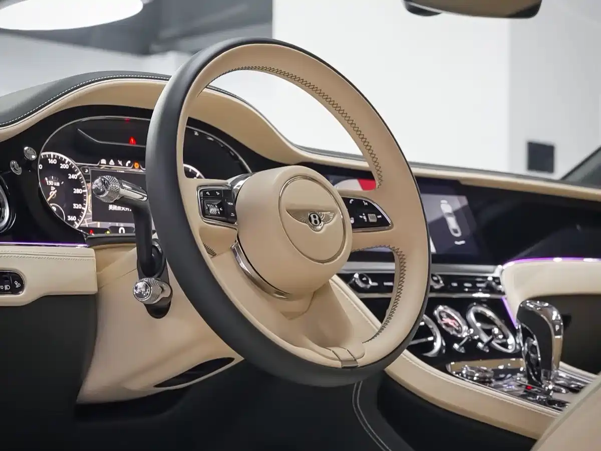 Bentley Continental 2020 4.0T GT V8 фото 8
