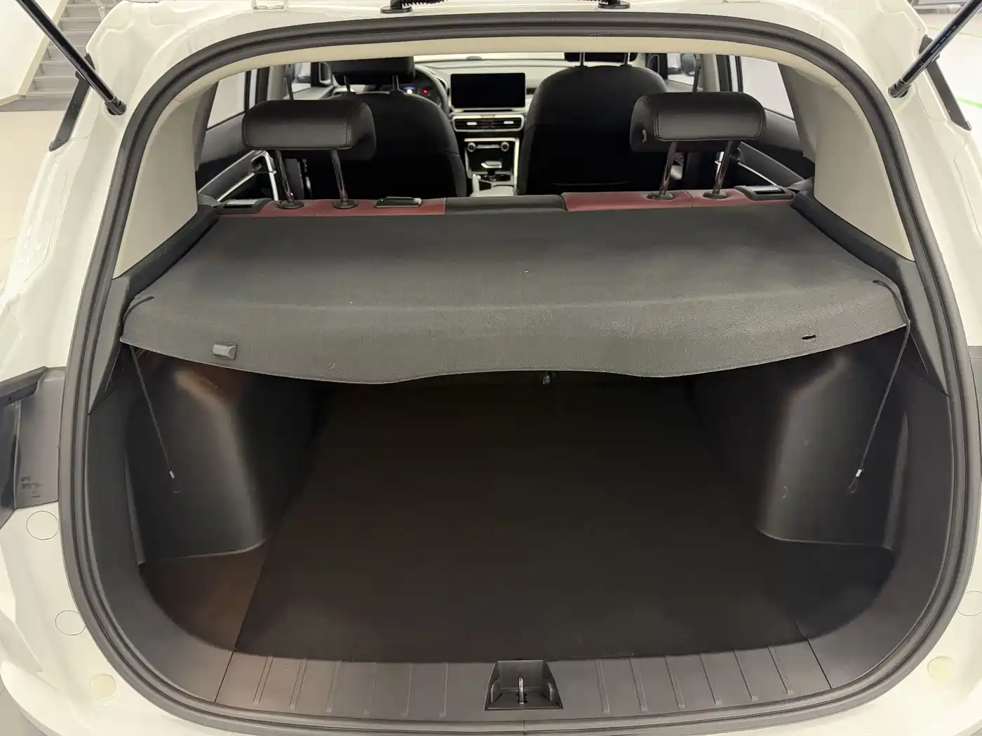 GEELY AUTOMOBILE BINYUE