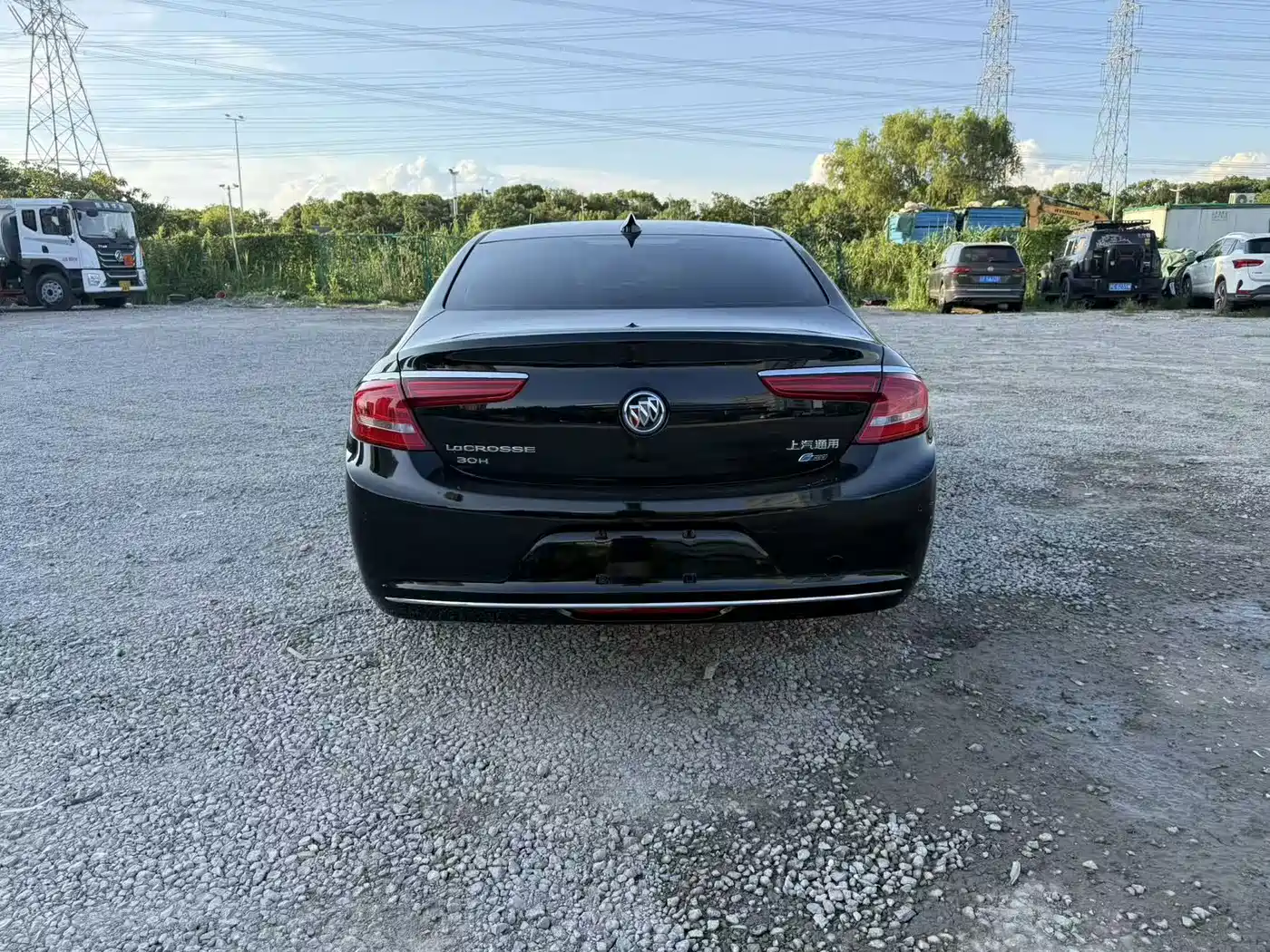 Photo 10 - Buick LaCrosse