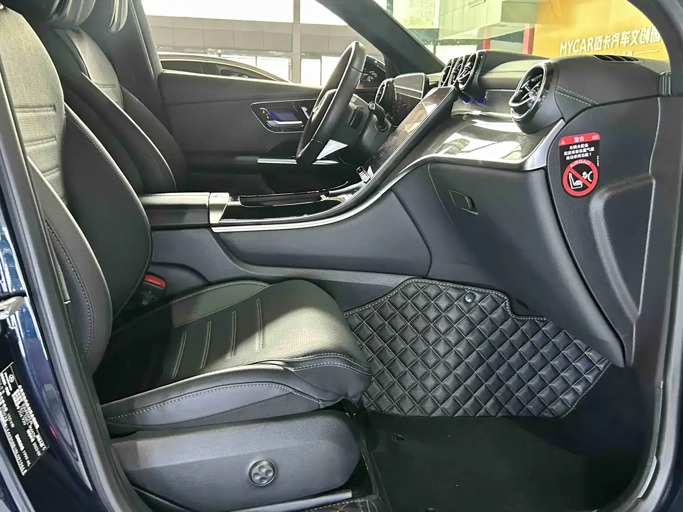 Mercedes-Benz GLC 2023 GLC 260 L 4MATIC Sport 5-seater фото 14