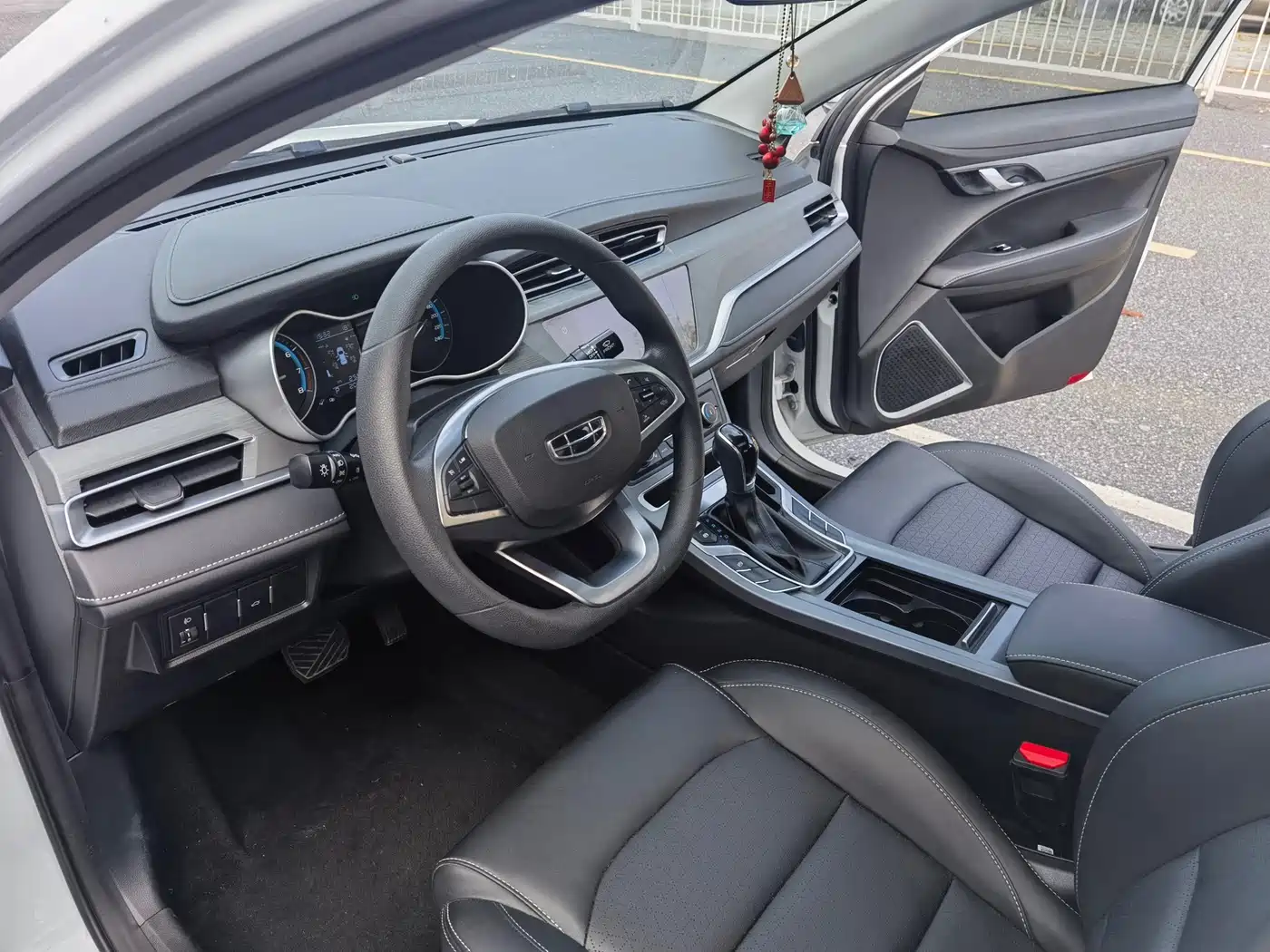 GEELY AUTOMOBILE EMGRAND