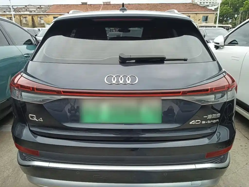 Audi Q4 e-tron 2023 2023 40 e-tron Pioneer Edition