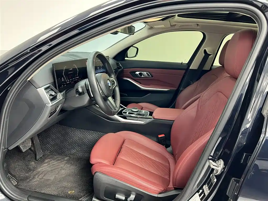 BMW 3 Series 2023 320Li M Sport Package фото 14