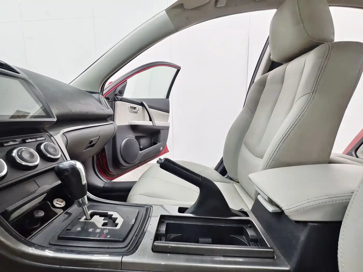 Mazda Ruiyi 2014 2012 2.0L Automatic Elite Edition