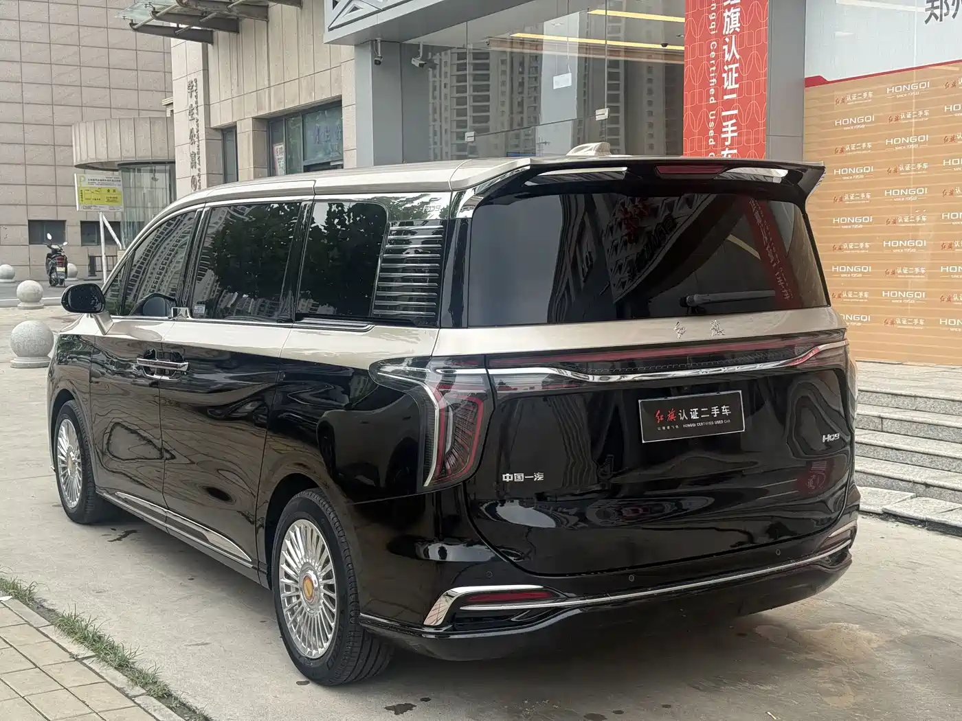 Hongqi HQ9 2023 2023 2.0T Smart Connect Flag Enjoy Edition