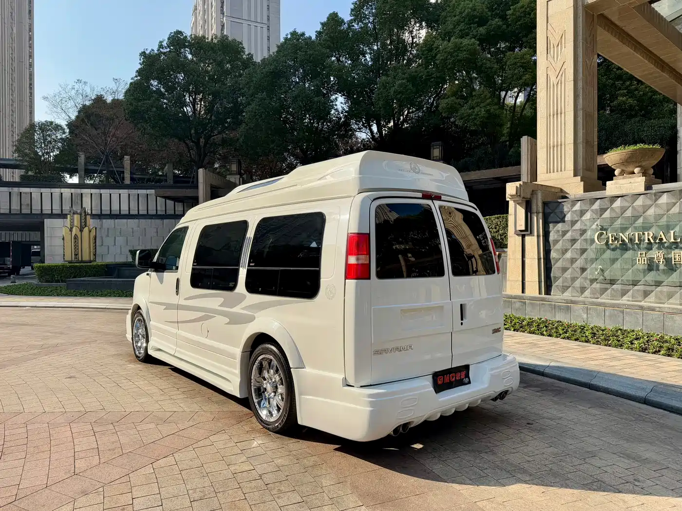 GMC Savana 2013 2013 5.3L AWD Leader Edition
