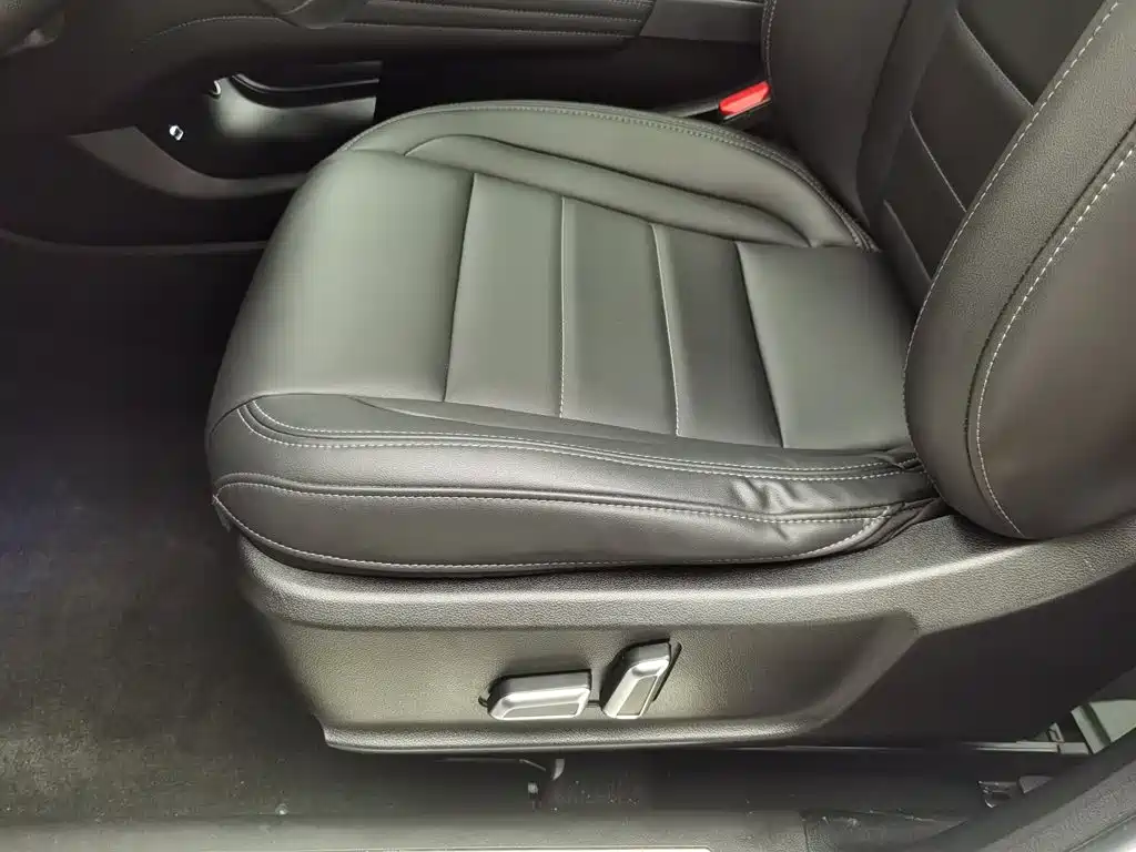 Фото 20 - Haval F7