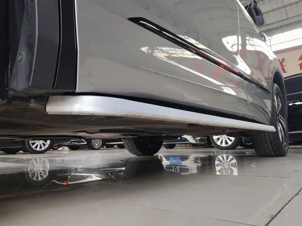 Volkswagen Tiguan X 2023 330TSI 2WD Flagship фото 21