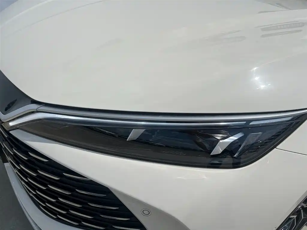 BYD Qin L 2026 DM-i 210KM Yun Nian Edition фото 21