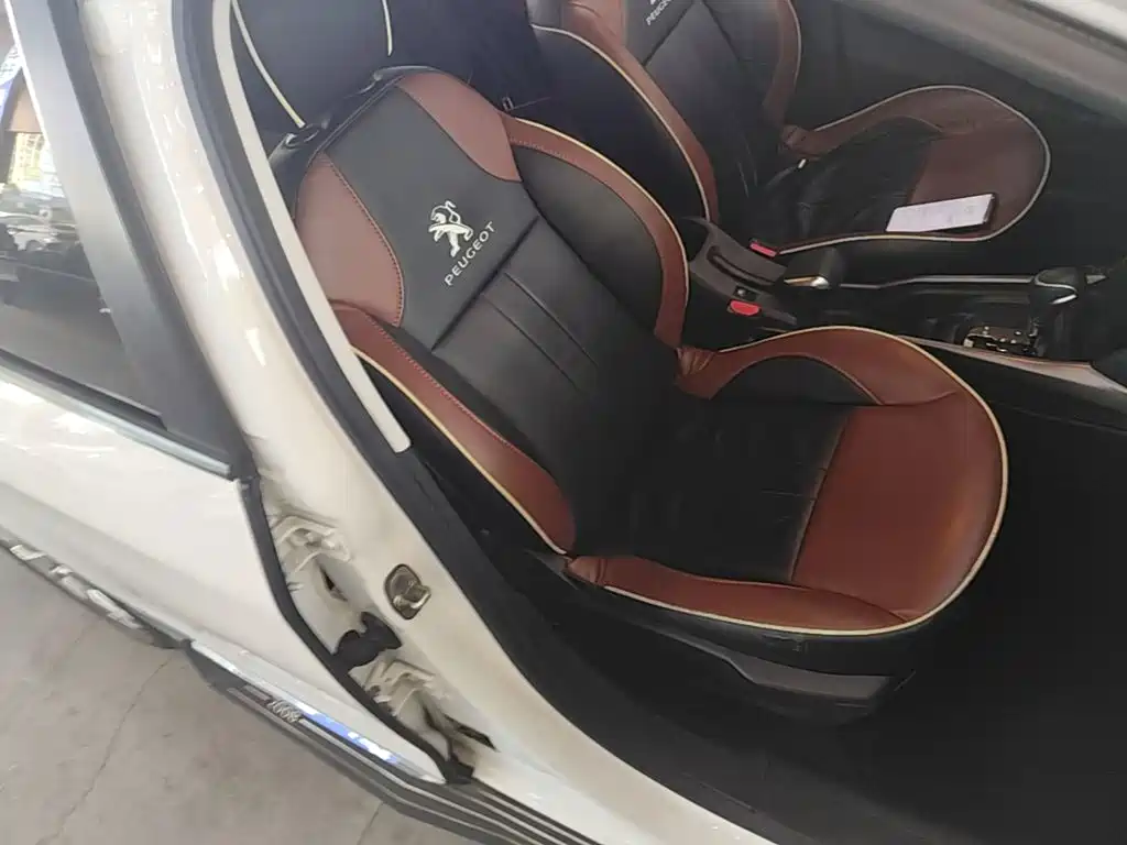 Peugeot 2008 2016 2014 1.6L Automatic Fashion Edition