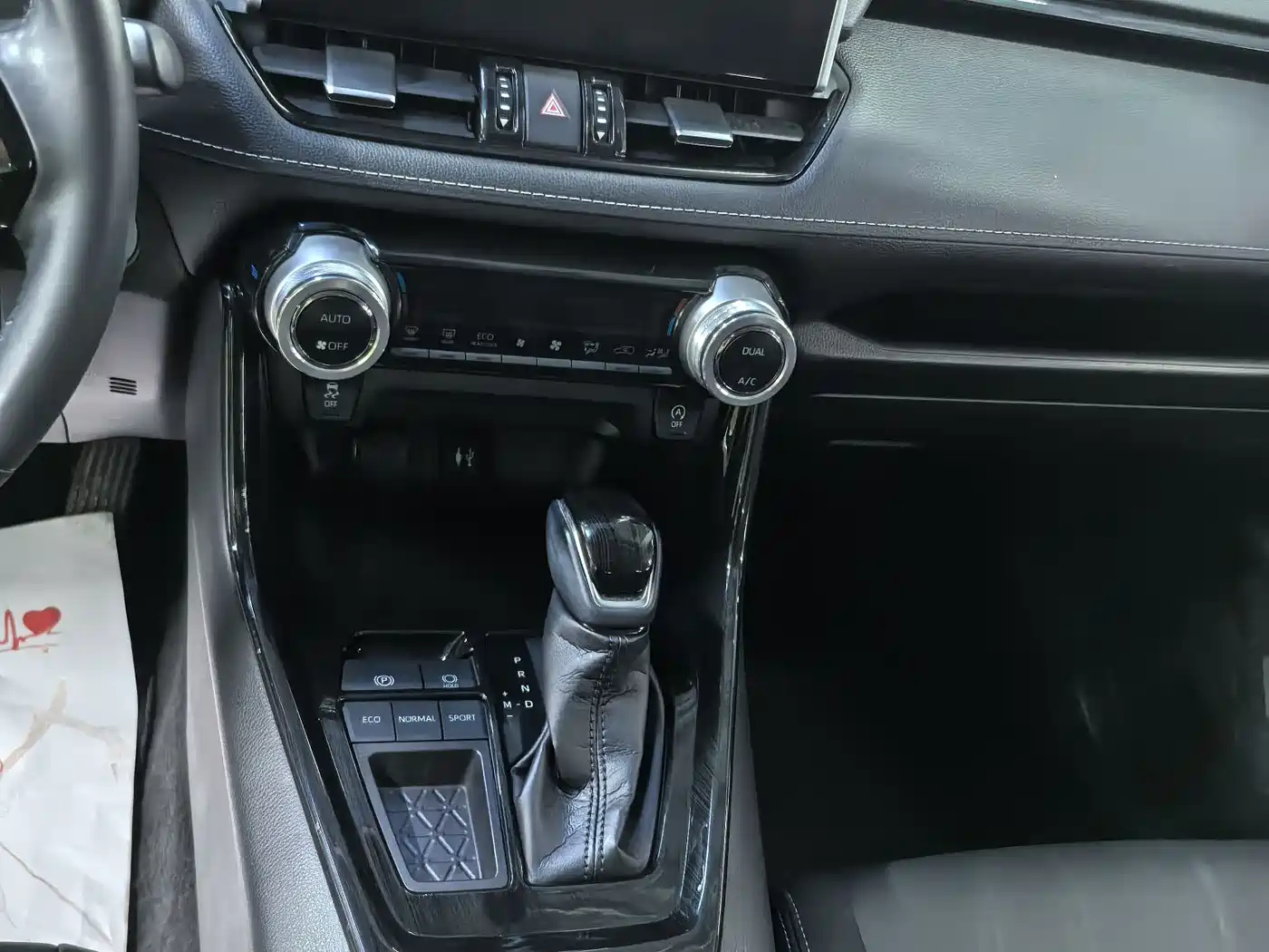Toyota Wildlander 2021 2.0L CVT 2WD Luxury Edition фото 10