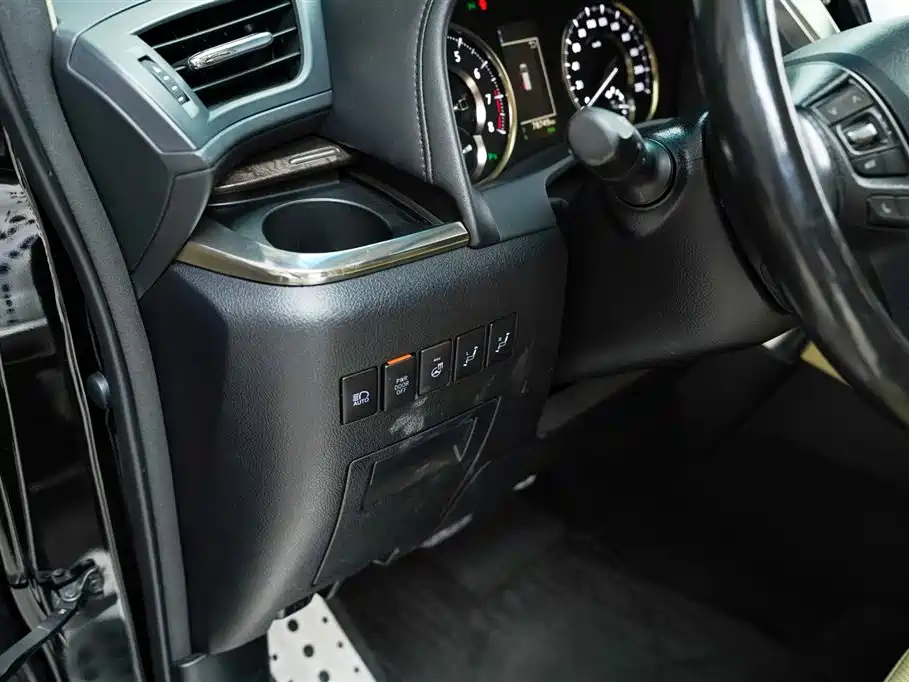 Toyota Alphard 2018 Facelift 3.5L Premium Edition фото 9