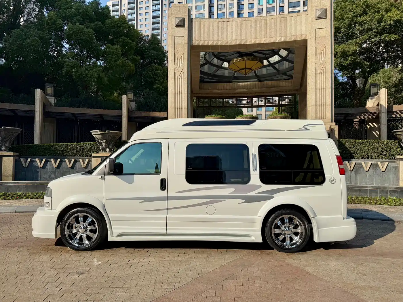 GMC Savana 2013 2013 5.3L AWD Leader Edition