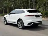 Фото 5 - Jaguar F-PACE