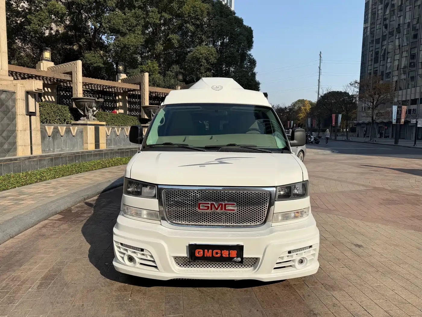 GMC Savana 2013 2013 5.3L AWD Leader Edition