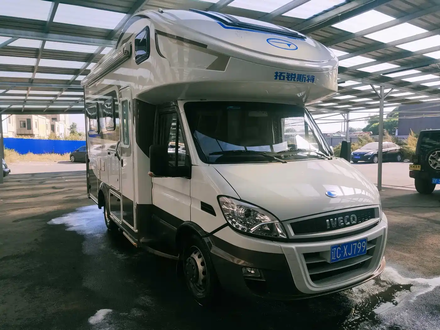 Iveco Bodhi 2017 2017 Model 3.0T Premium A32 Passenger Van Medium Roof 5-7 seater F1CE34818