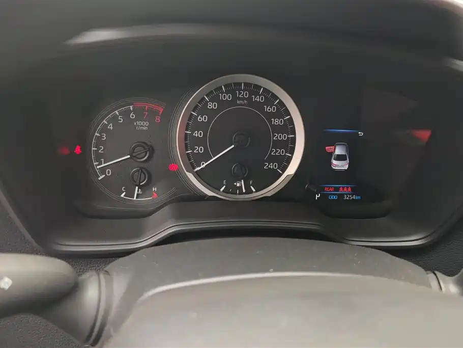Toyota Levin 2024 185T CVT Luxury Edition фото 14