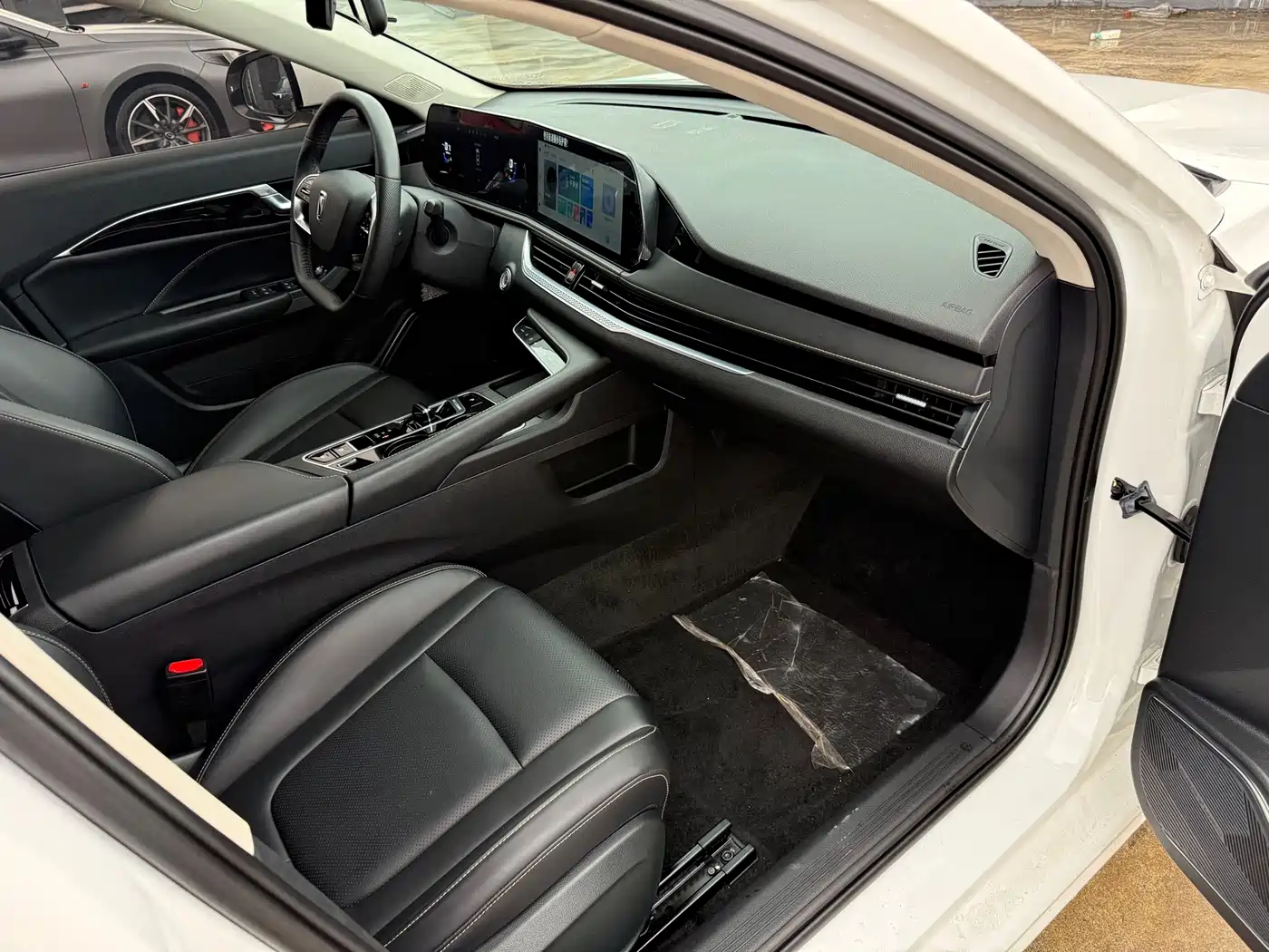 Фото 11 - Besturn B70