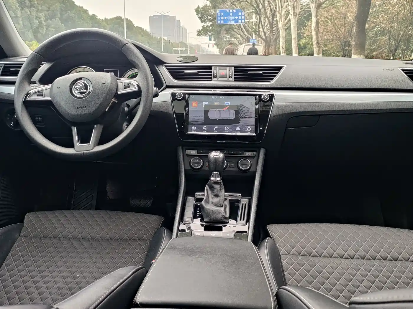Škoda Superb 2018 TSI330 DSG Comfort Version China VI фото 16