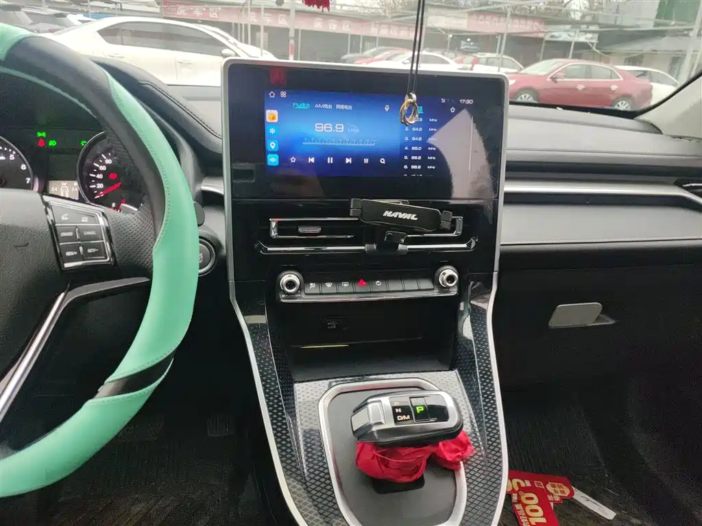 Haval M6 2021 PLUS 1.5T DCT Luxury Smart Connect фото 12