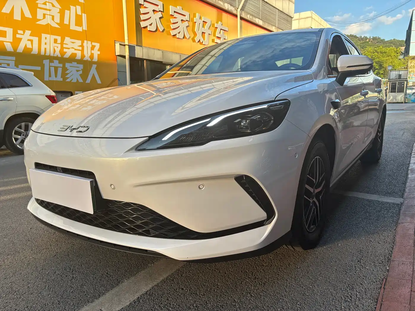 BYD Hai Bao 05 DM-i