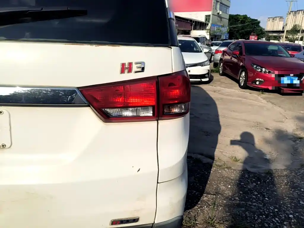 Фото 8 - BAIC Huansu H3