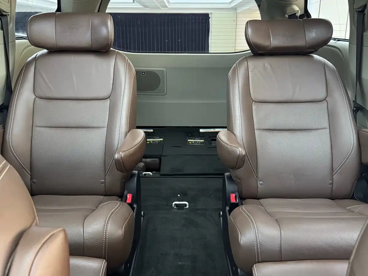 Toyota Sienna 2017 2015 3.5L 4WD L
