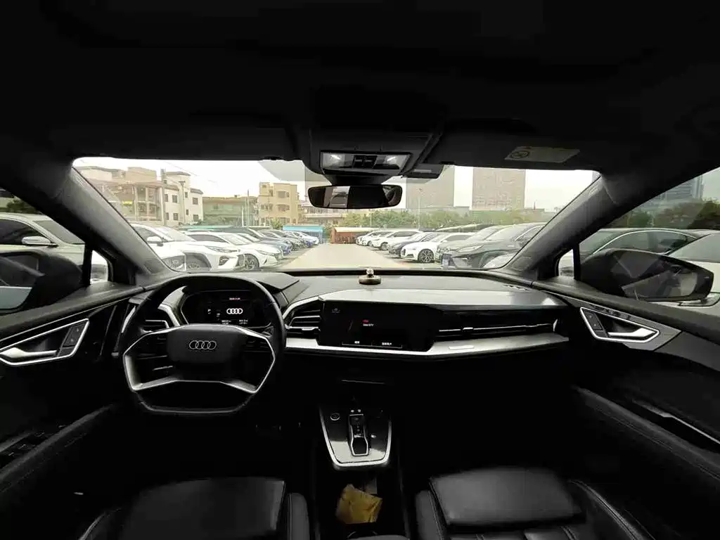 Audi Q4 e-tron 2022 40 e-tron Creation Edition фото 6