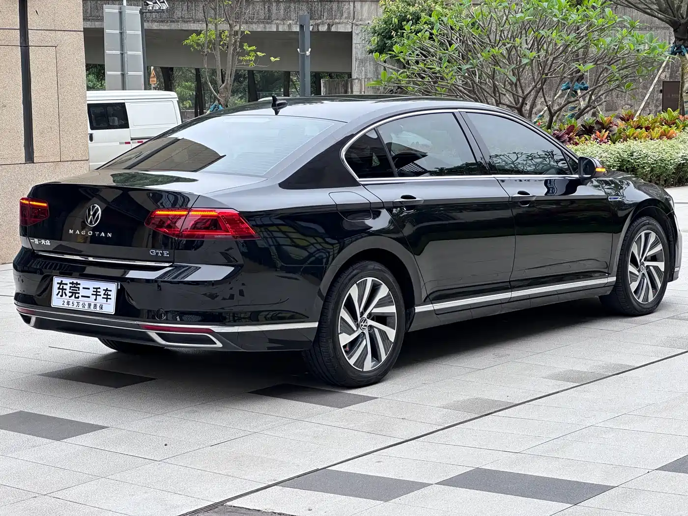 VOLKSWAGEN MAGOTAN GTE PLUG-IN HYBRID