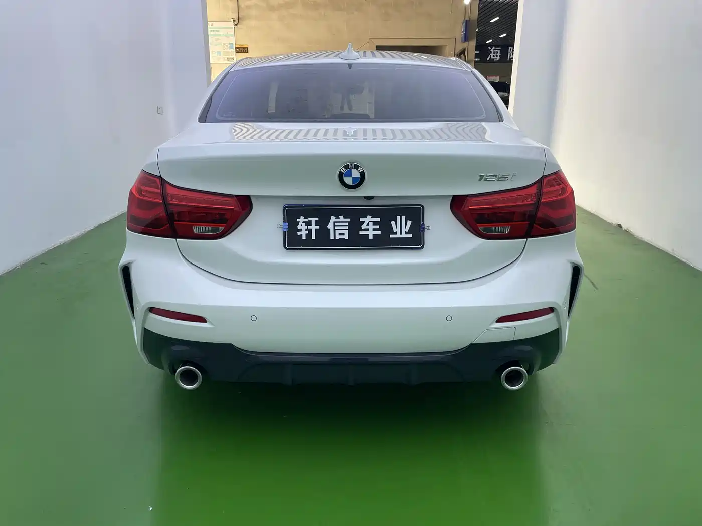 BMW 1 Series 2020 Model 125i Leading M Sport Package фото 17