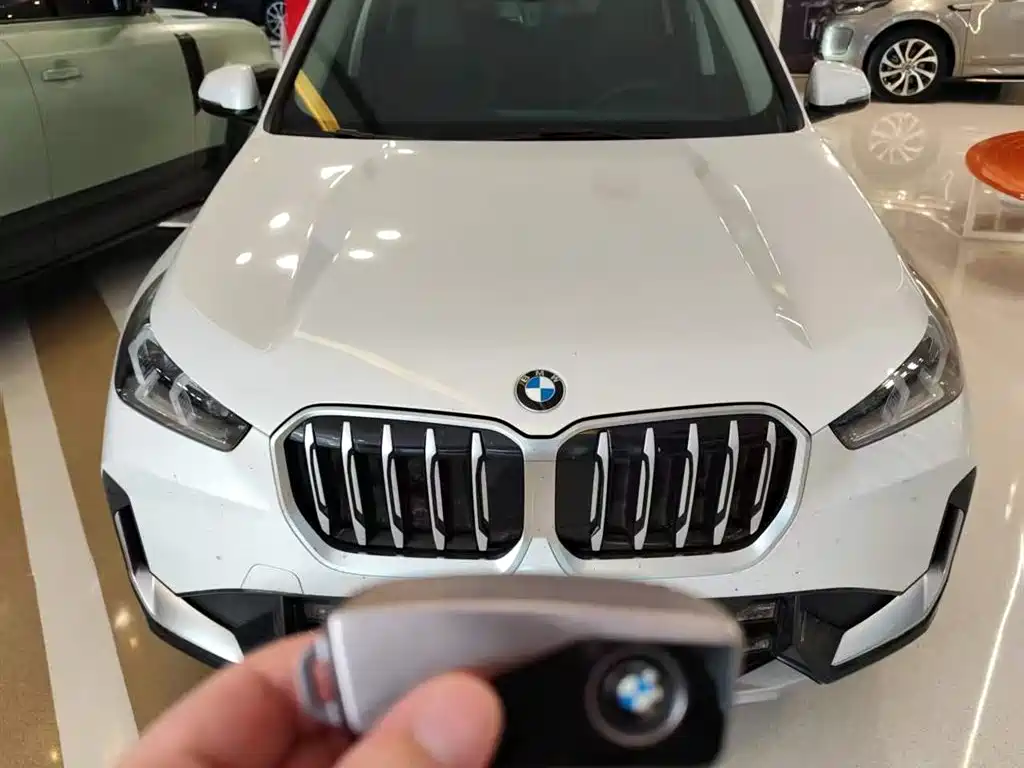 BMW X1 2024 sDrive25Li X Design Package фото 2