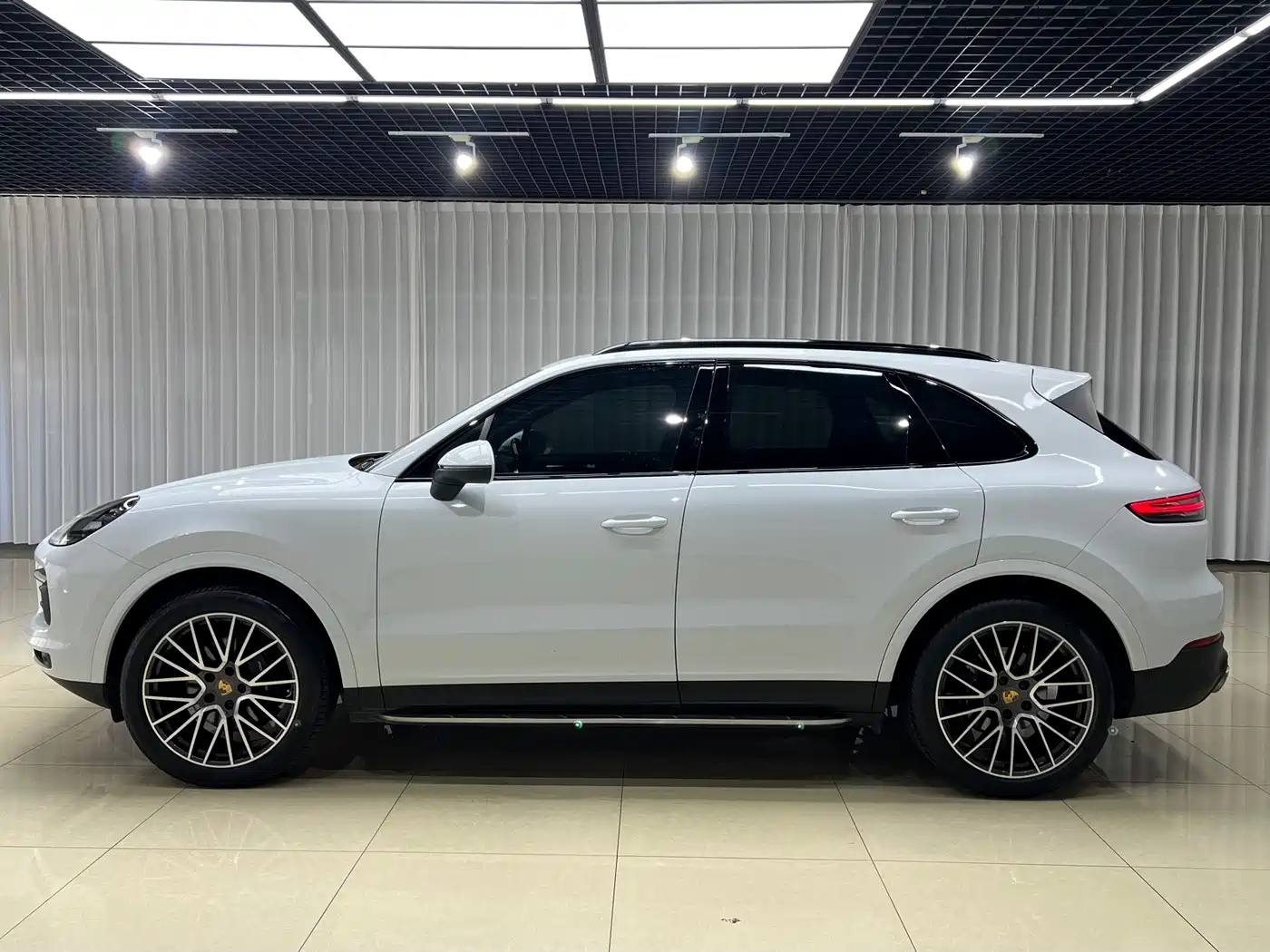 Porsche Cayenne 2019 Cayenne 3.0T фото 3