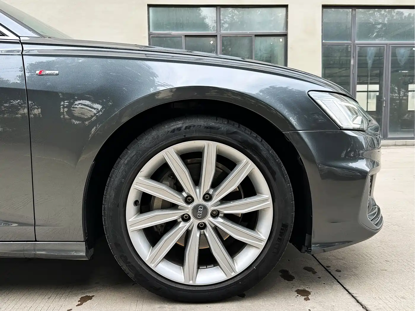 Audi A6L 2021 45 TFSI Exclusive Sport фото 10