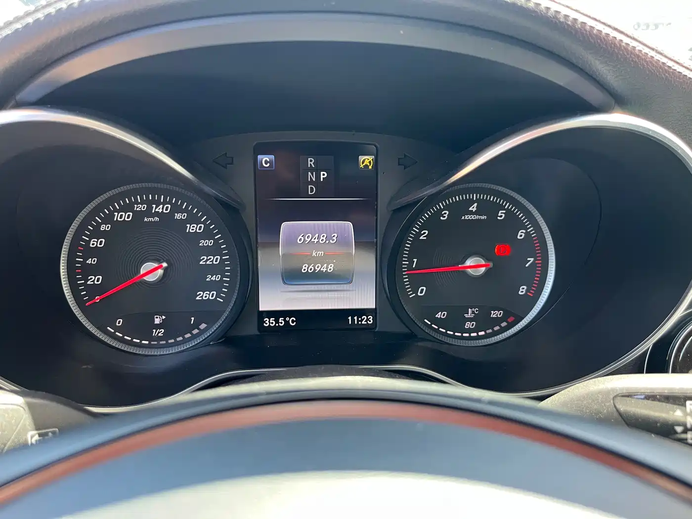Mercedes-Benz GLC 2019 GLC 260 L 4MATIC Luxury фото 11