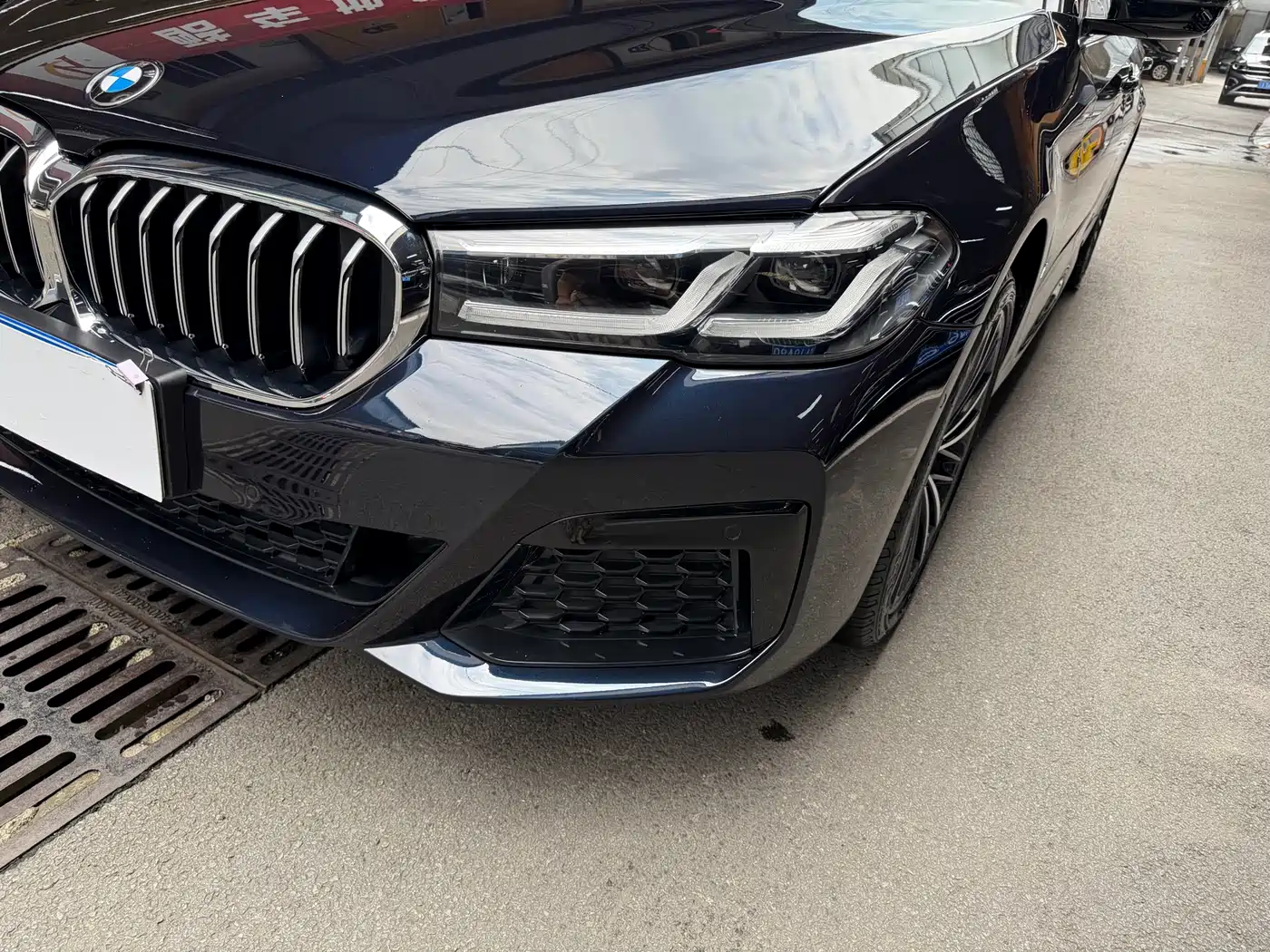 BMW 5 Series 2022 Model Second Facelift 530Li Leading M Sport Package фото 4