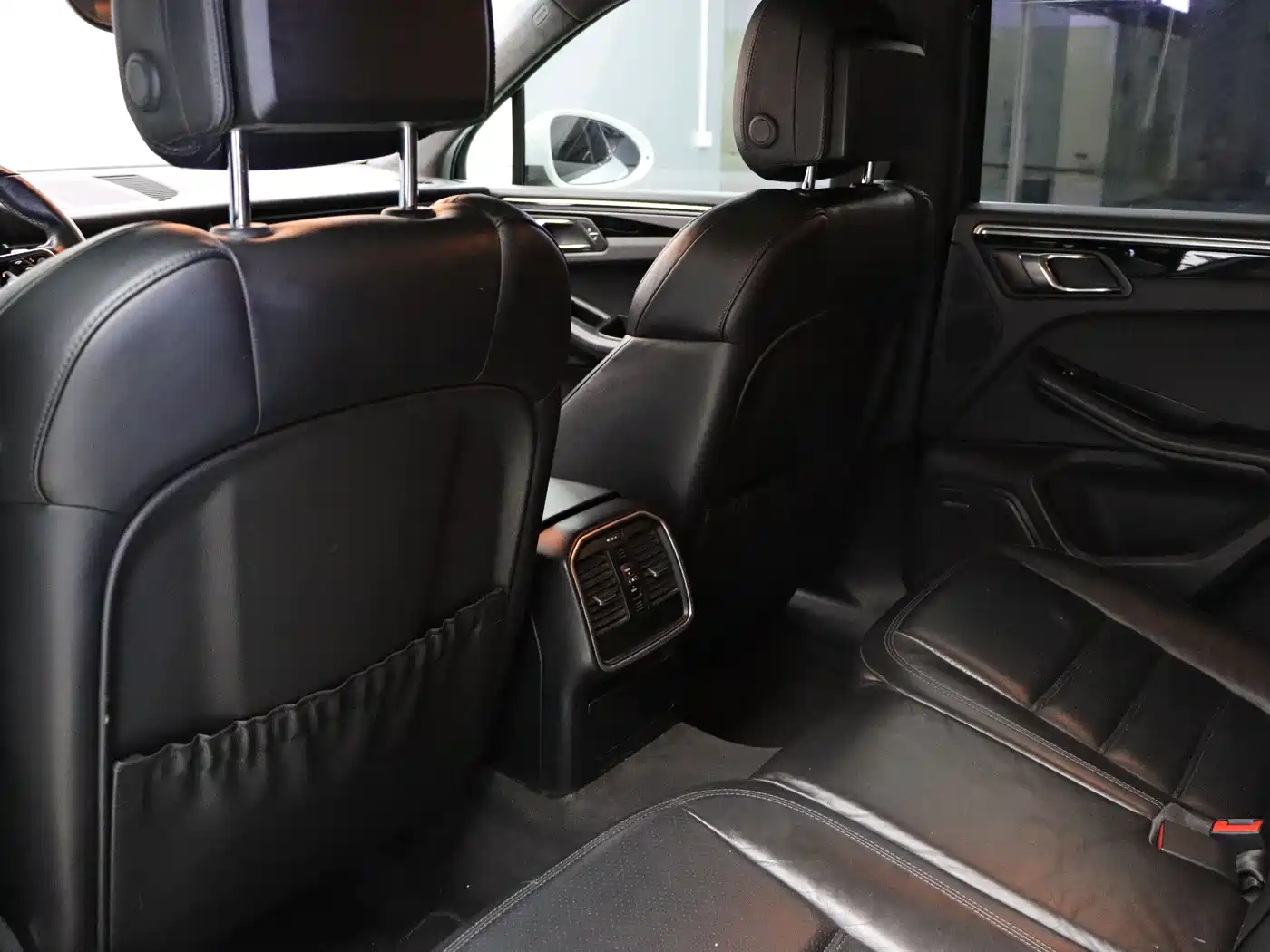 Porsche Macan 2014 Macan Turbo 3.6T фото 25