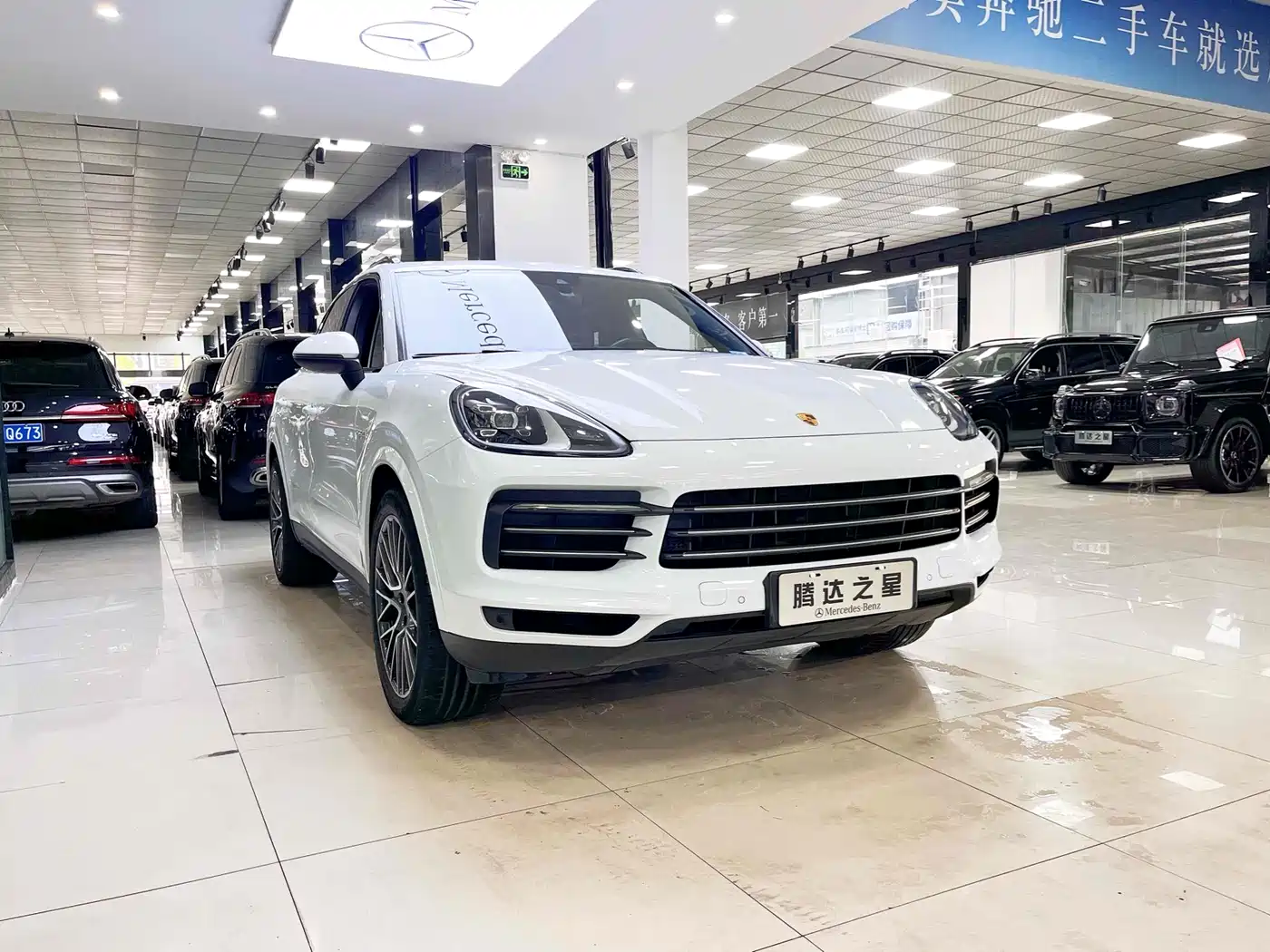Porsche Cayenne New Energy 2020 Cayenne E-Hybrid 2.0T фото 2