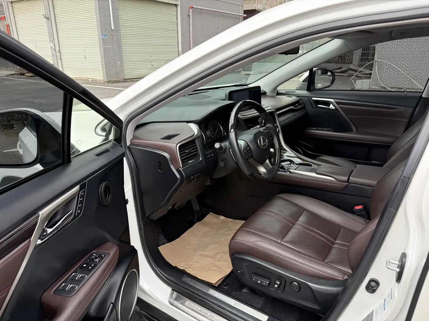 Lexus RX 2020 300 4WD Luxury Edition China VI фото 3